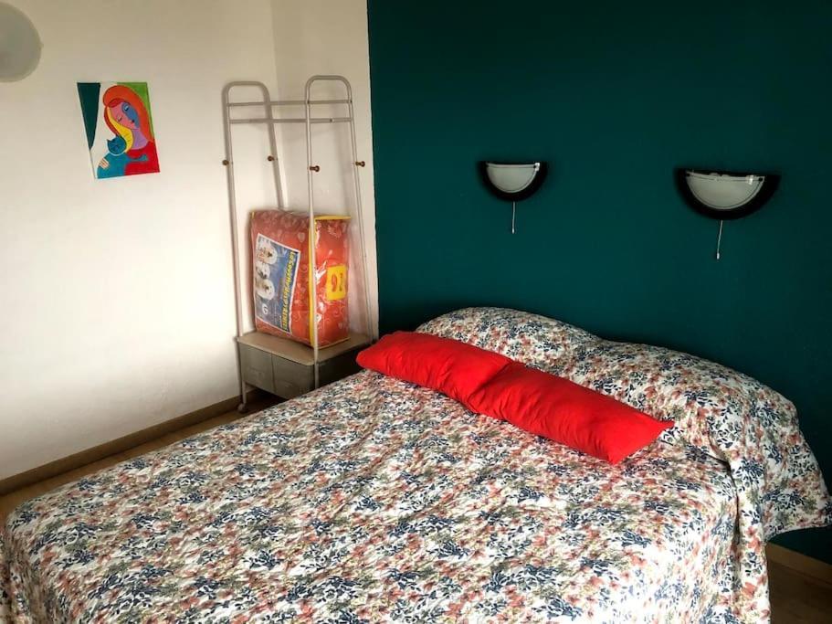 Grands Buffets Hebergement Chambre Нарбонна Экстерьер фото
