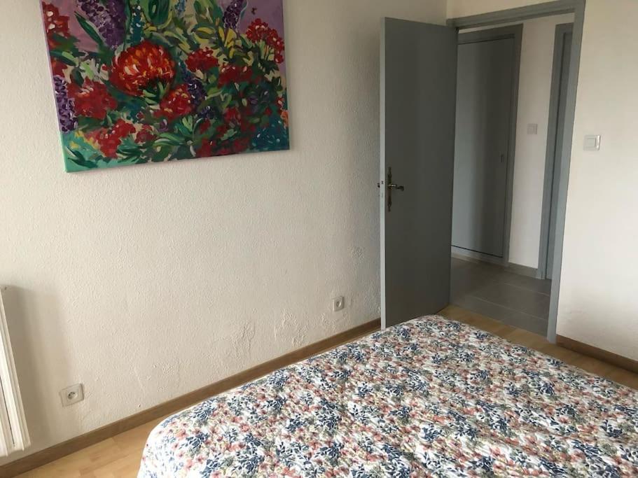 Grands Buffets Hebergement Chambre Нарбонна Экстерьер фото